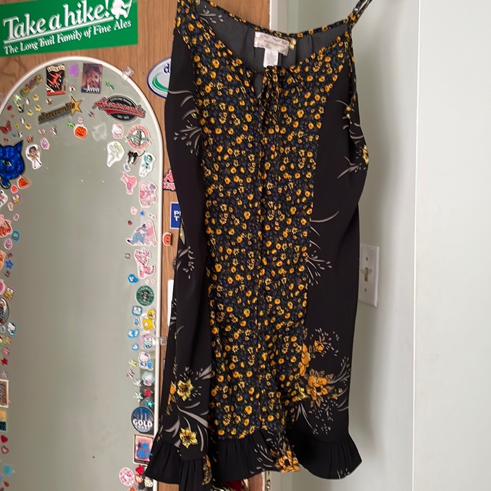 Summer dress. Spaghetti straps with front tie. Purchased from local boutique